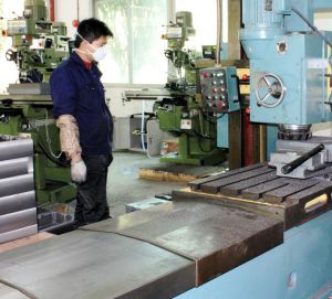 認(rèn)真上班的同事！